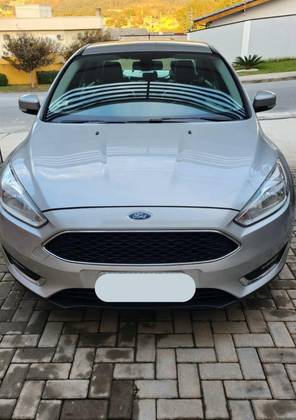 FORD FOCUS 2.0 SE PLUS FASTBACK 16V FLEX 4P POWERSHIFT
